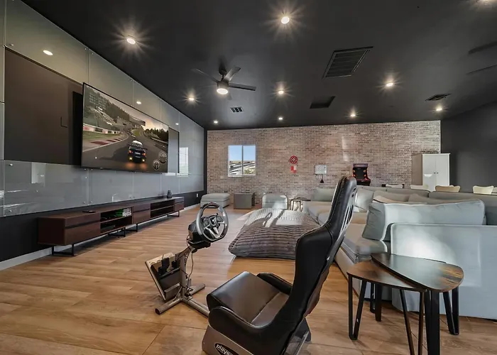 Oasis - Pool Hot Tub & Pickleball Holiday home Scottsdale
