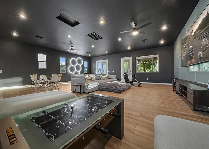 Oasis - Pool Hot Tub & Pickleball * Scottsdale